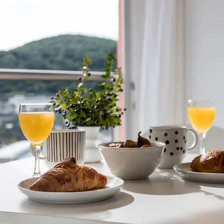Cozy - One-bedroom With Sea View Ντουμπρόβνικ
