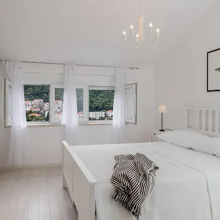 Cozy - One-bedroom With Sea View 公寓 *